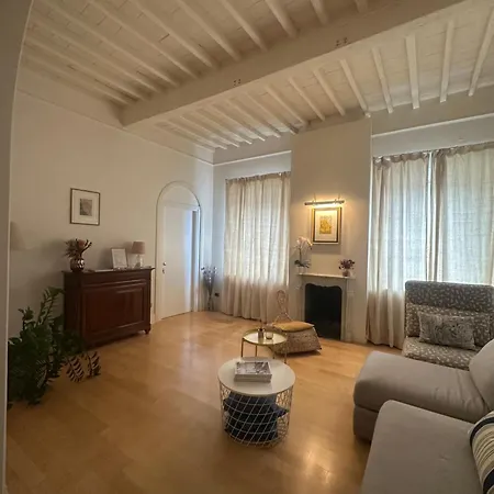 Konukevi Lauri Loft Pisa